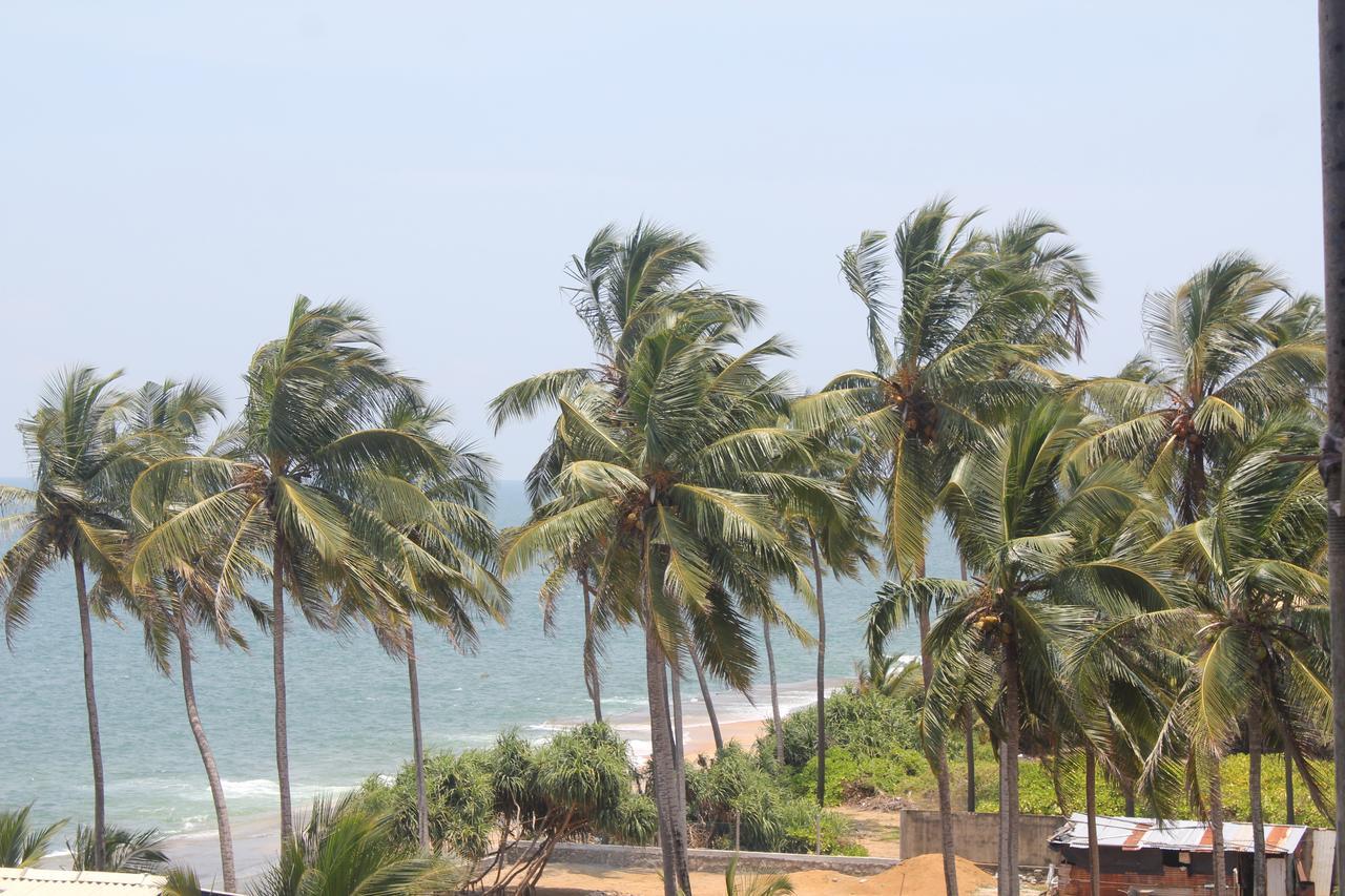 Saprin Beach Resort Uswetakeiyawa Exteriér fotografie