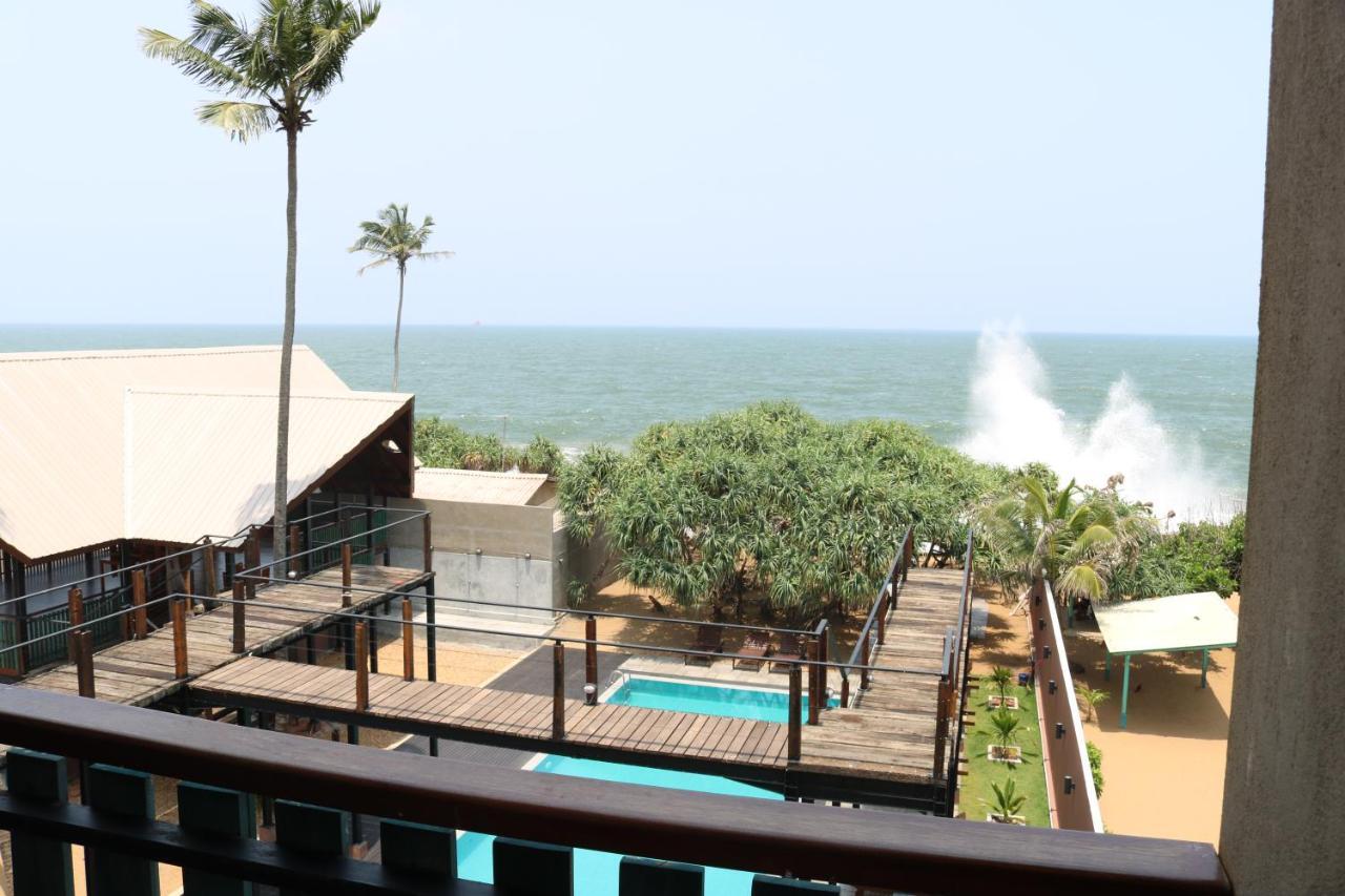 Saprin Beach Resort Uswetakeiyawa Exteriér fotografie
